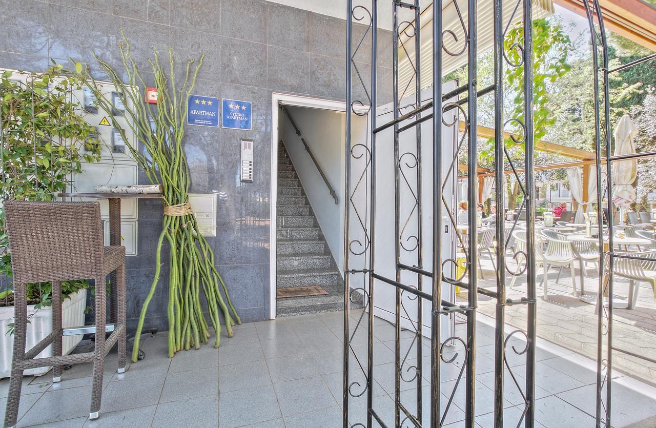 Apartments Punta By Sea Umag Exterior foto
